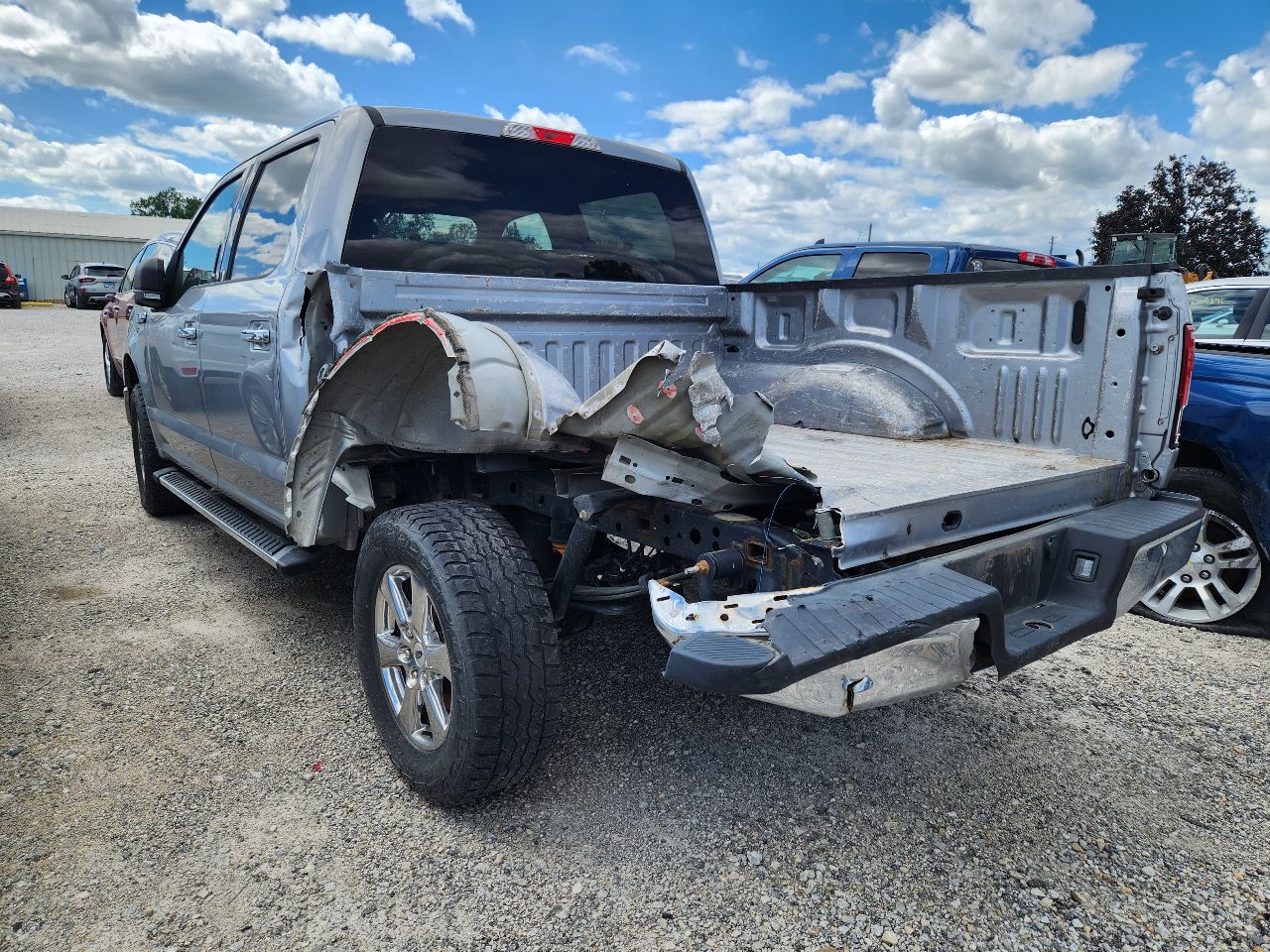Vehicle/250732_02.jpg