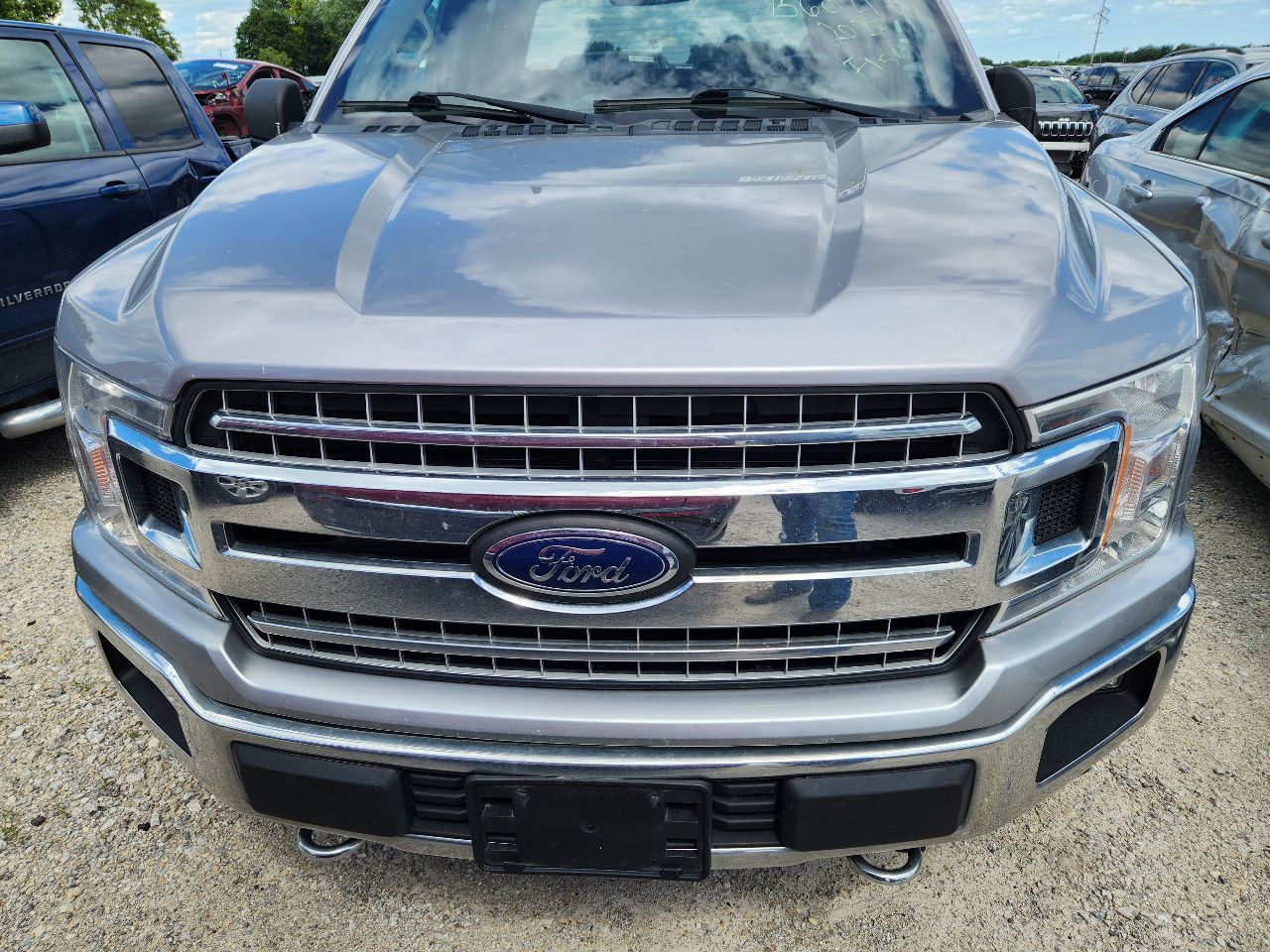 Vehicle/250732_08.jpg