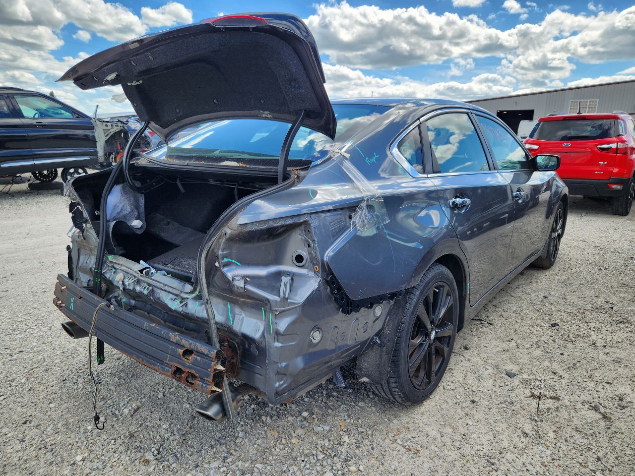 Vehicle/250734_03.jpg