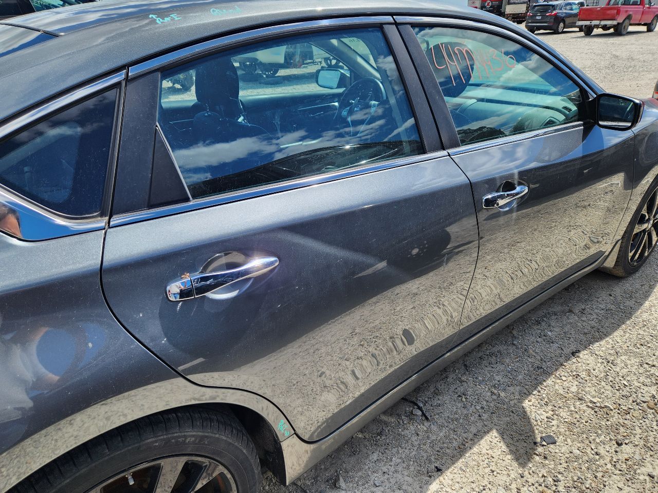 Vehicle/250734_09.jpg