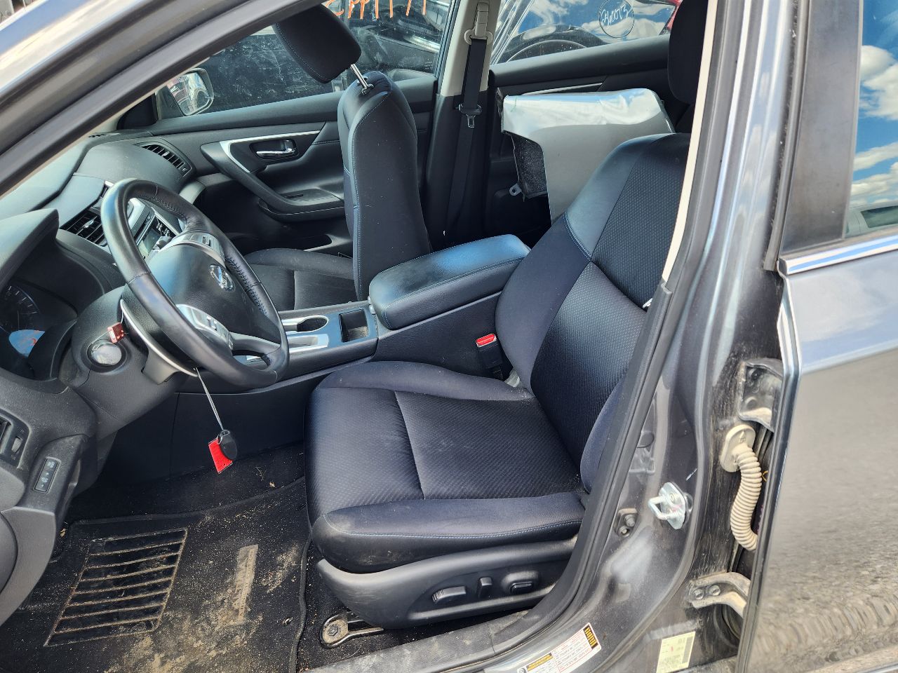 Vehicle/250734_11.jpg