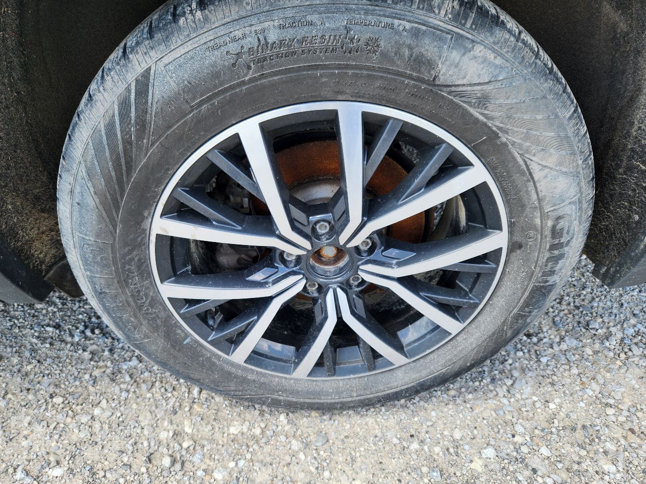 Vehicle/250735_06.jpg