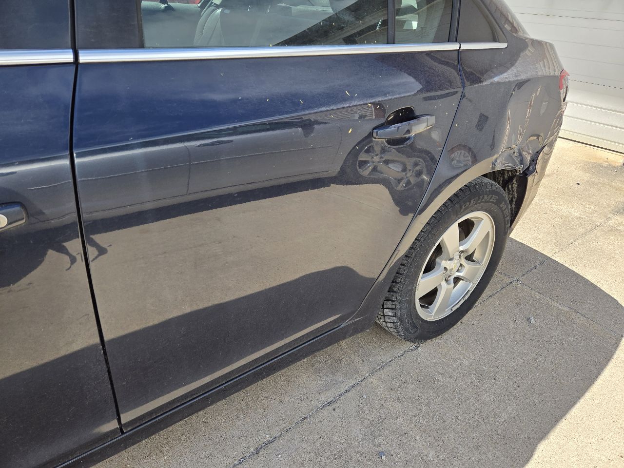 Vehicle/250745_04.jpg