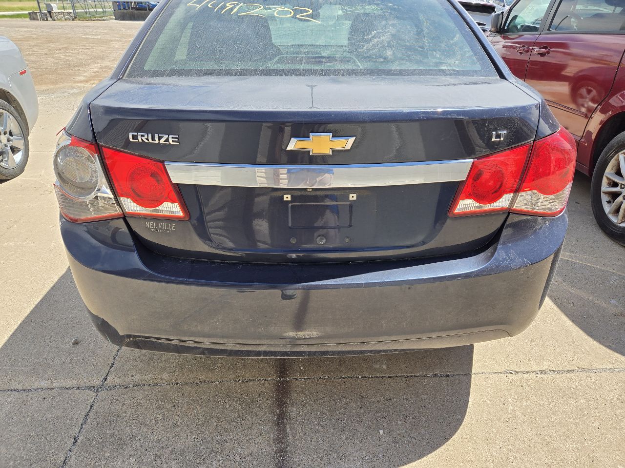 Vehicle/250745_07.jpg