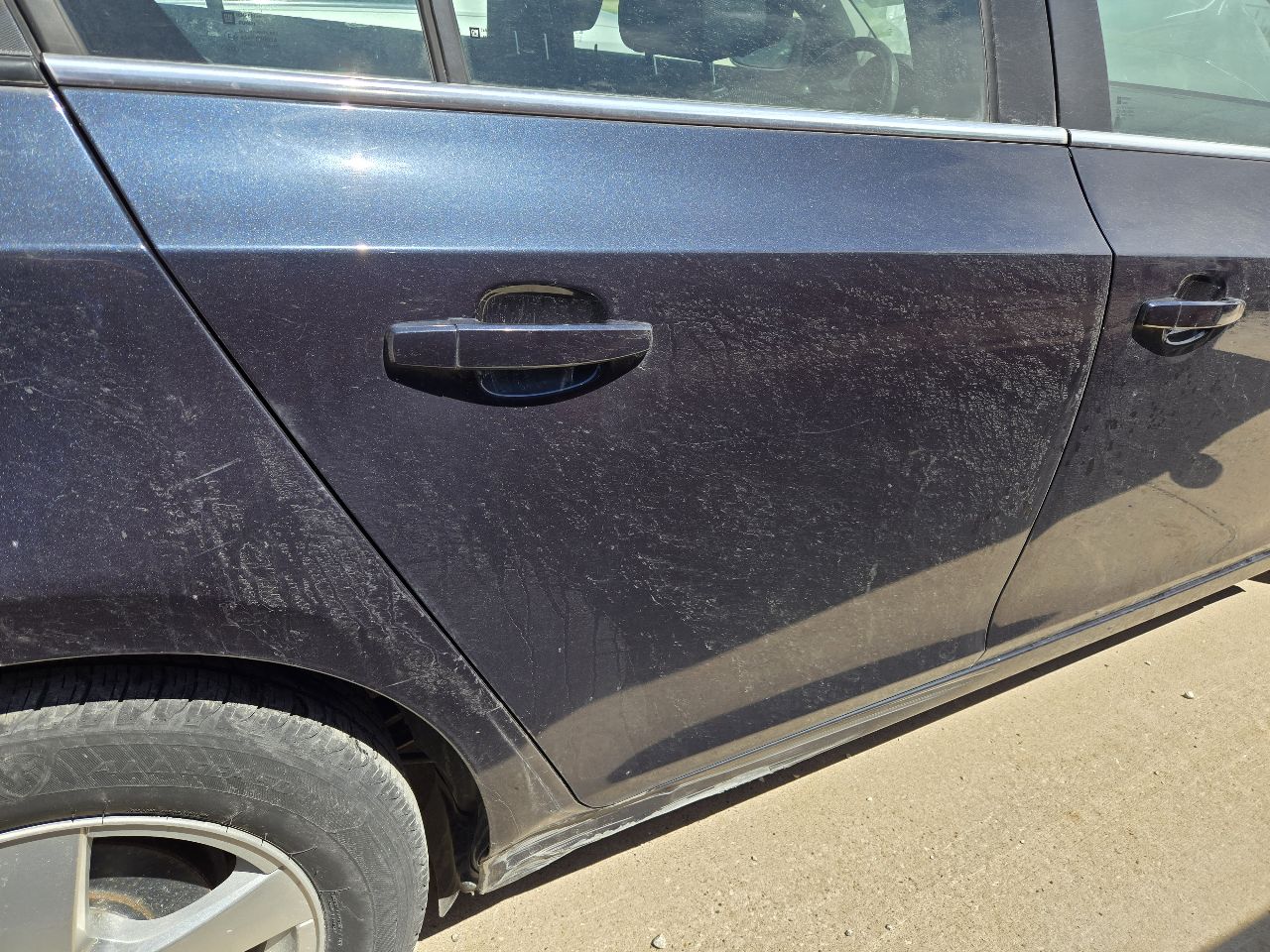 Vehicle/250745_09.jpg