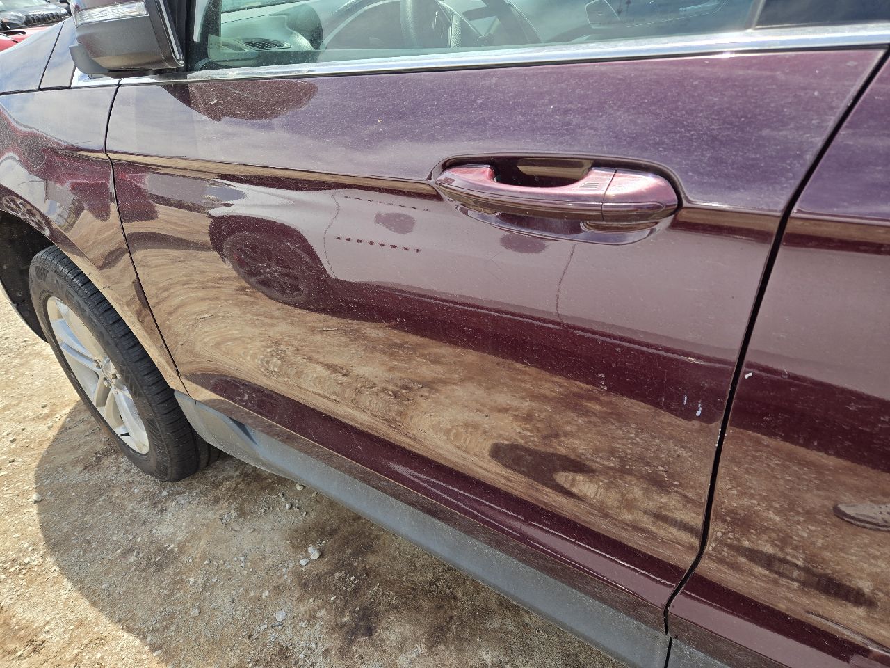 Vehicle/250746_04.jpg