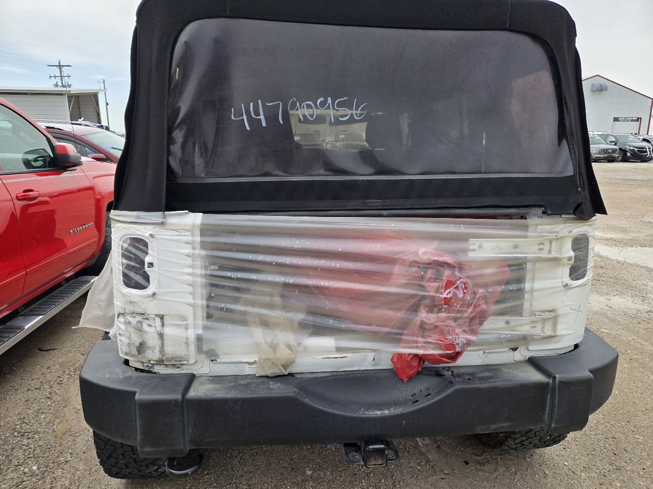 https://f005.backblazeb2.com/file/img-partshotlines-com/Inventory/EX441/Vehicle/250748_06.jpg