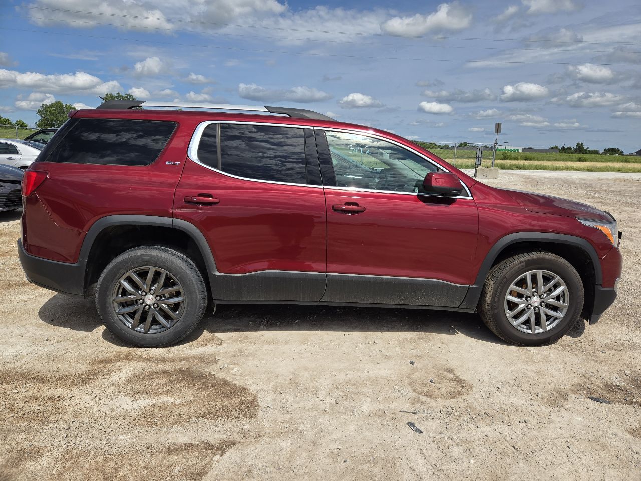 Vehicle/250756_11.jpg
