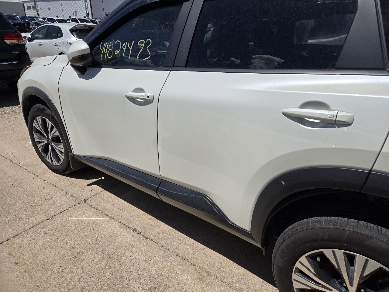 Vehicle/250758_05.jpg