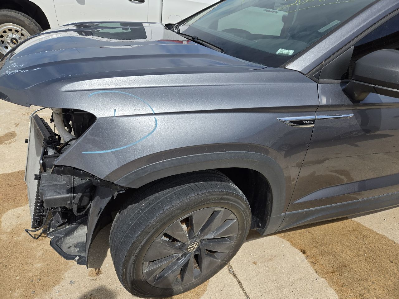 Vehicle/250779_02.jpg