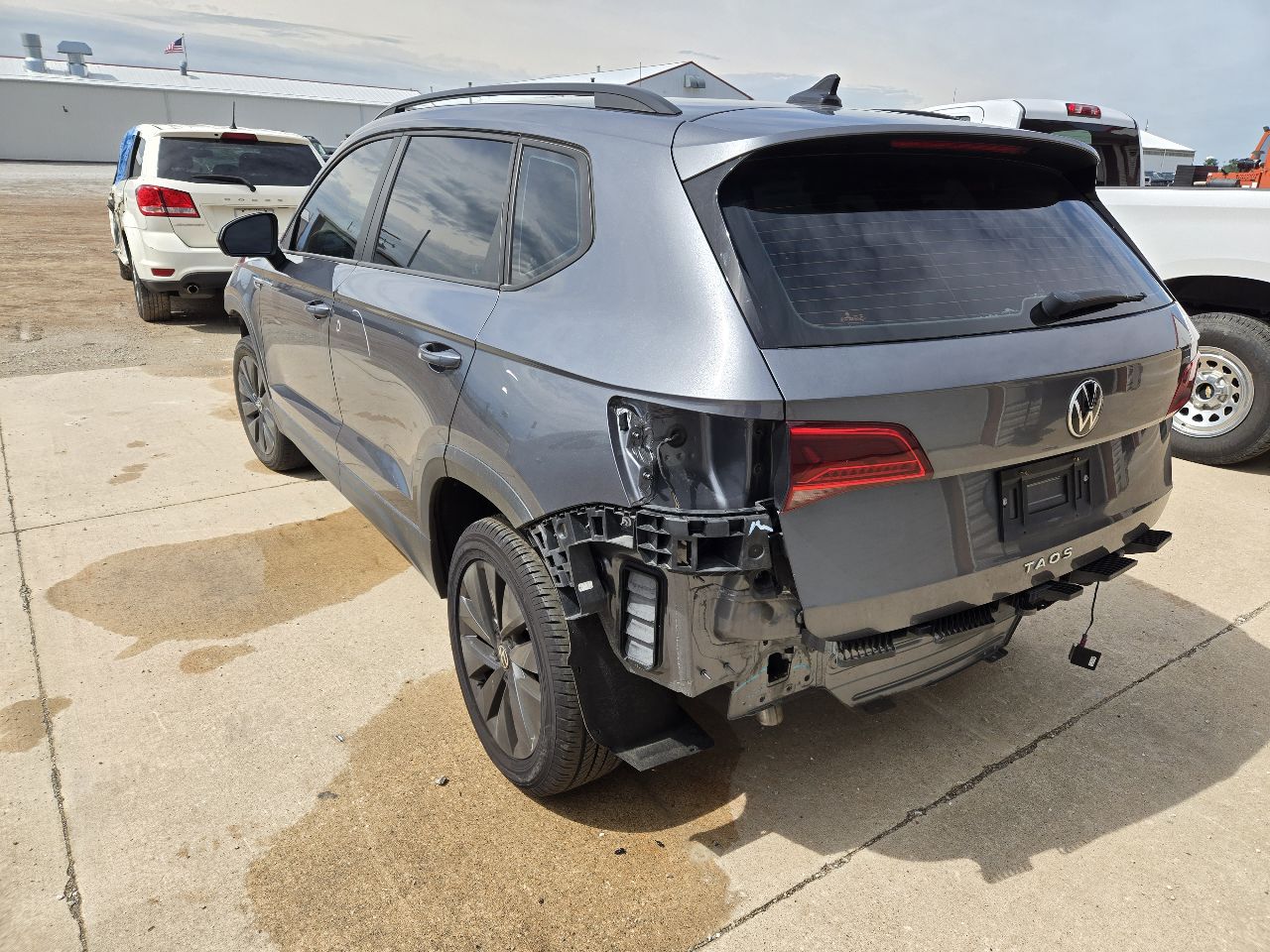 Vehicle/250779_06.jpg
