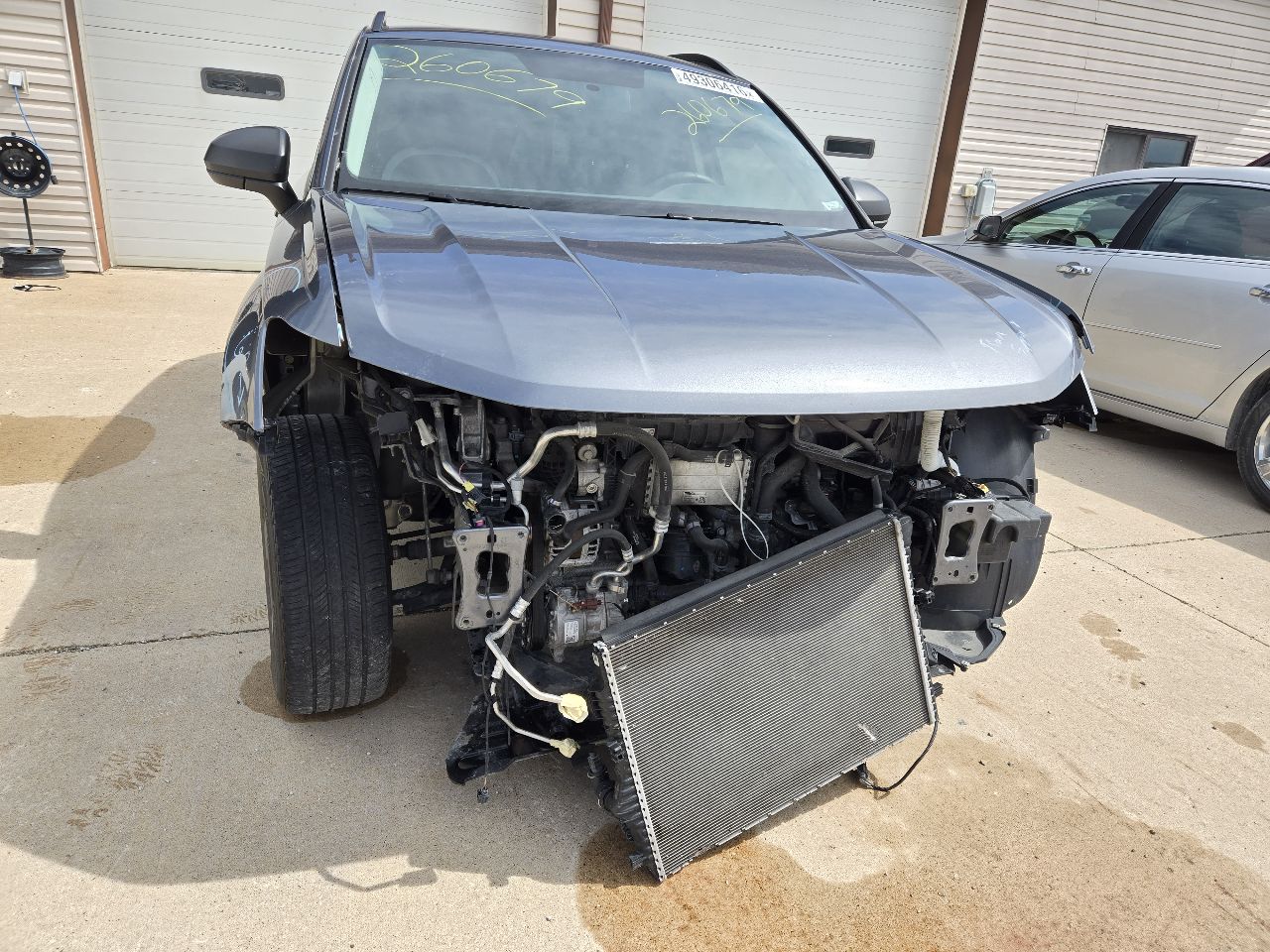 Vehicle/250779_12.jpg