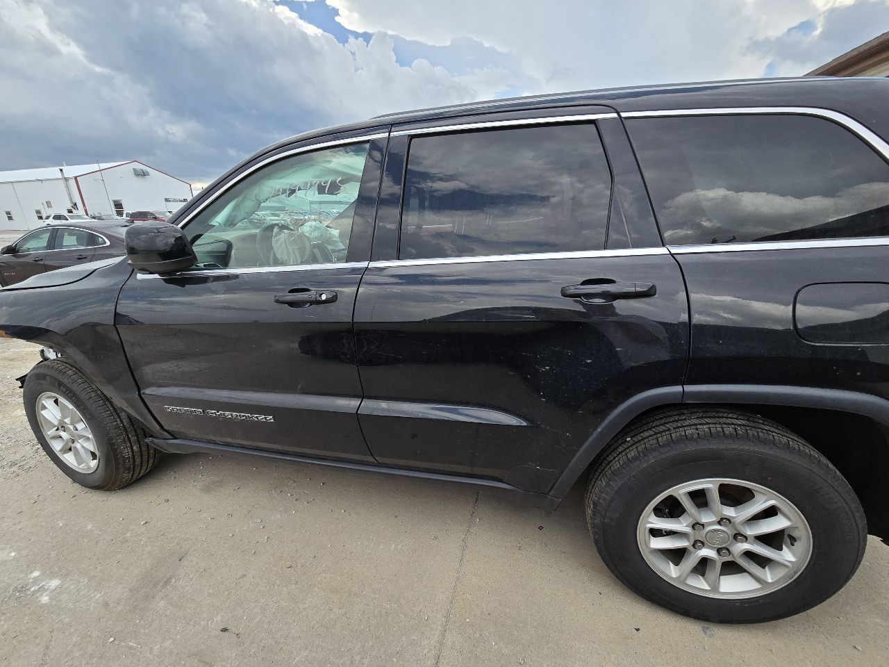 https://f005.backblazeb2.com/file/img-partshotlines-com/Inventory/EX441/Vehicle/250799_04.jpg