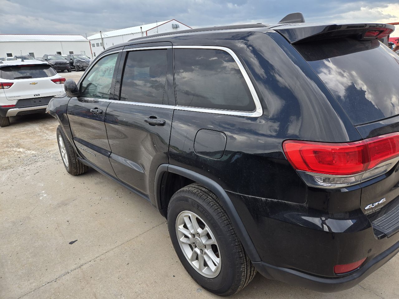https://f005.backblazeb2.com/file/img-partshotlines-com/Inventory/EX441/Vehicle/250799_05.jpg