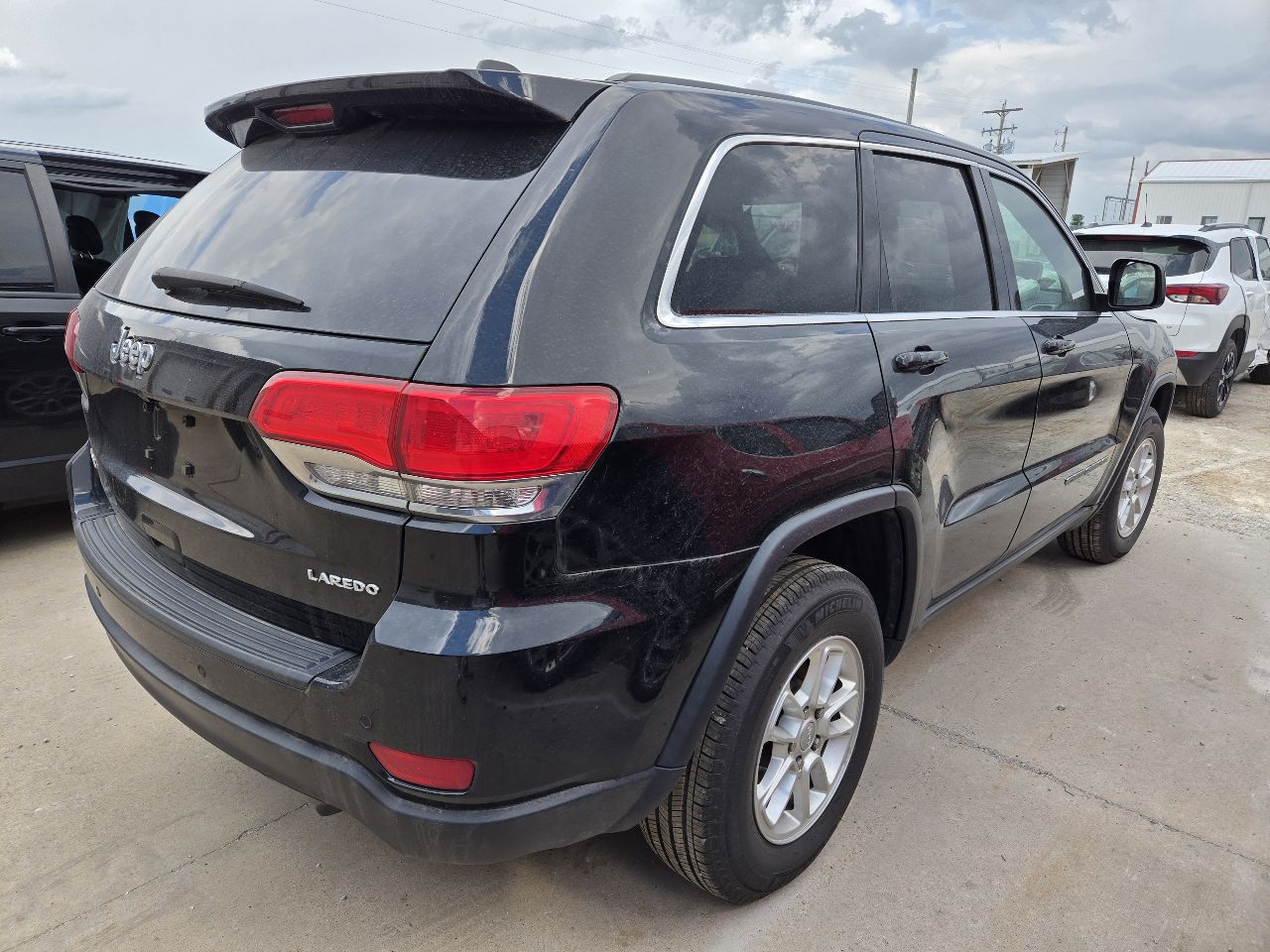 https://f005.backblazeb2.com/file/img-partshotlines-com/Inventory/EX441/Vehicle/250799_07.jpg