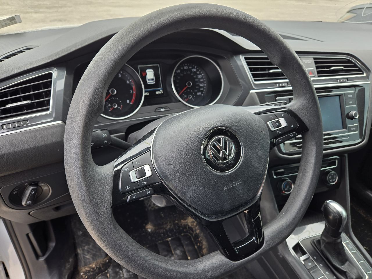 Vehicle/250846_17.jpg