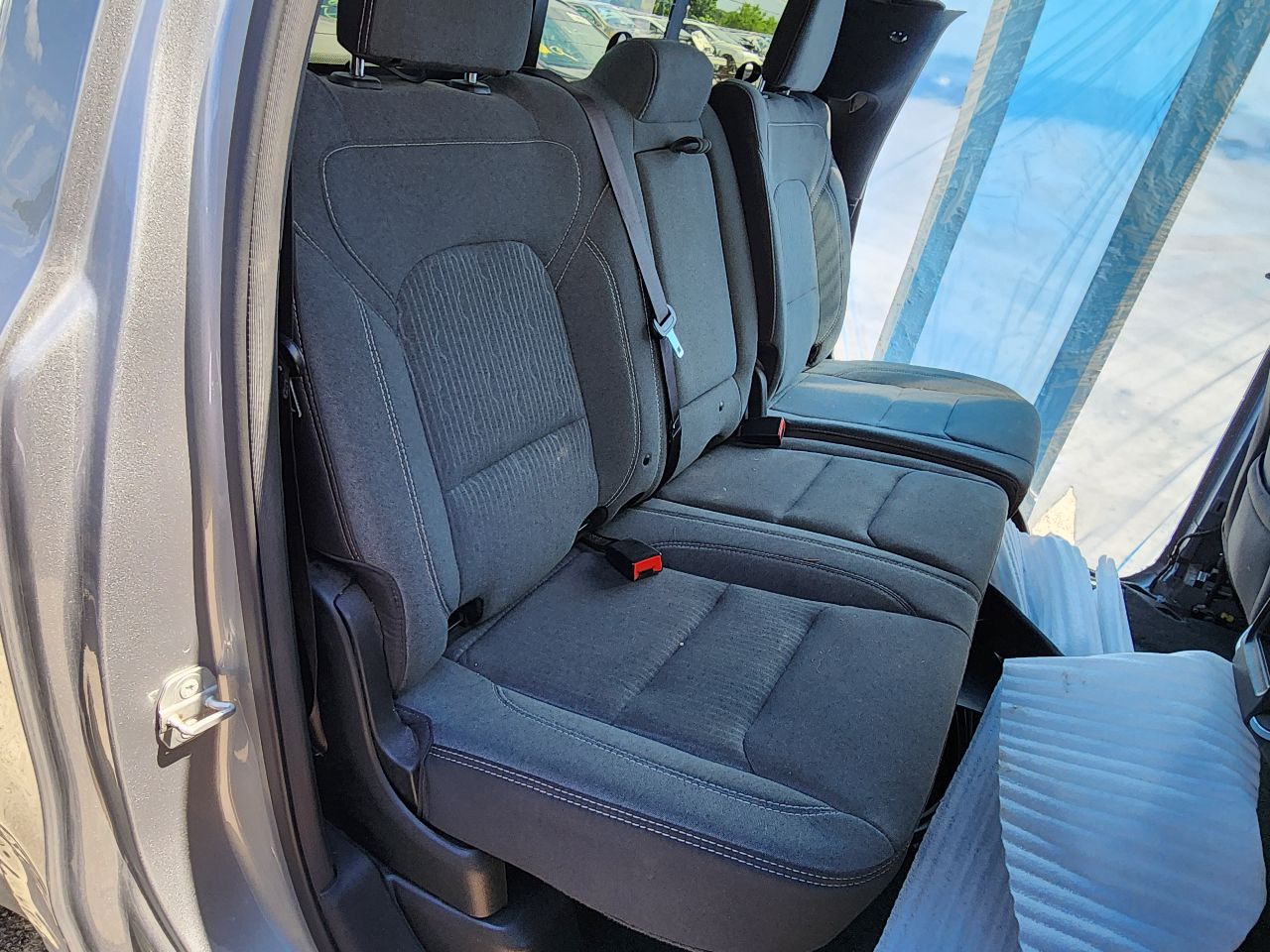 https://f005.backblazeb2.com/file/img-partshotlines-com/Inventory/EX441/Vehicle/250848_11.jpg