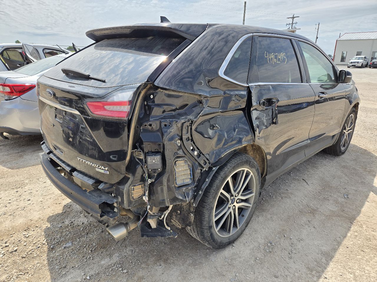 https://f005.backblazeb2.com/file/img-partshotlines-com/Inventory/EX441/Vehicle/250921_07.jpg