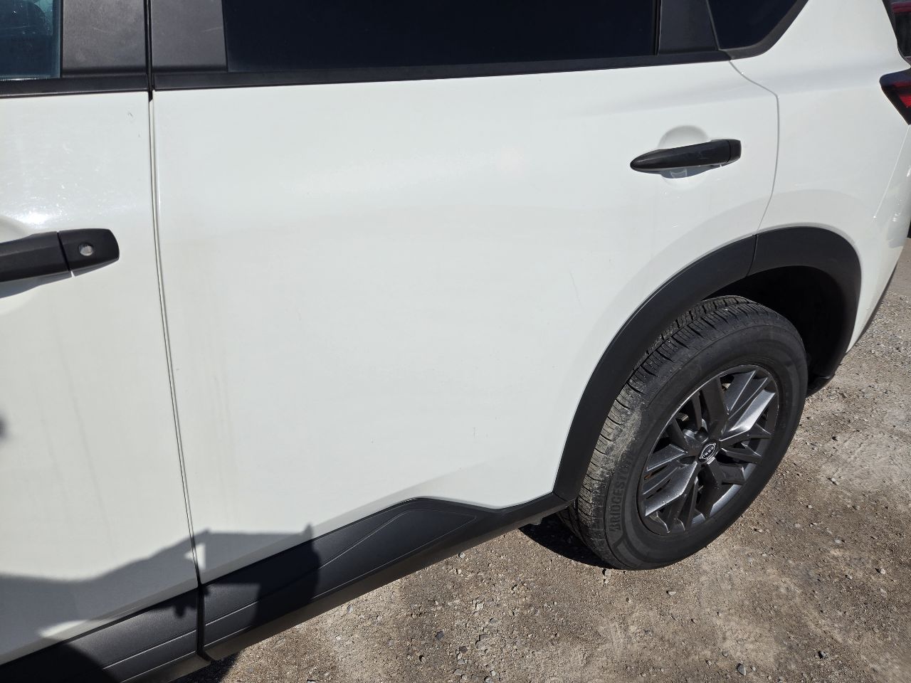 Vehicle/250944_04.jpg