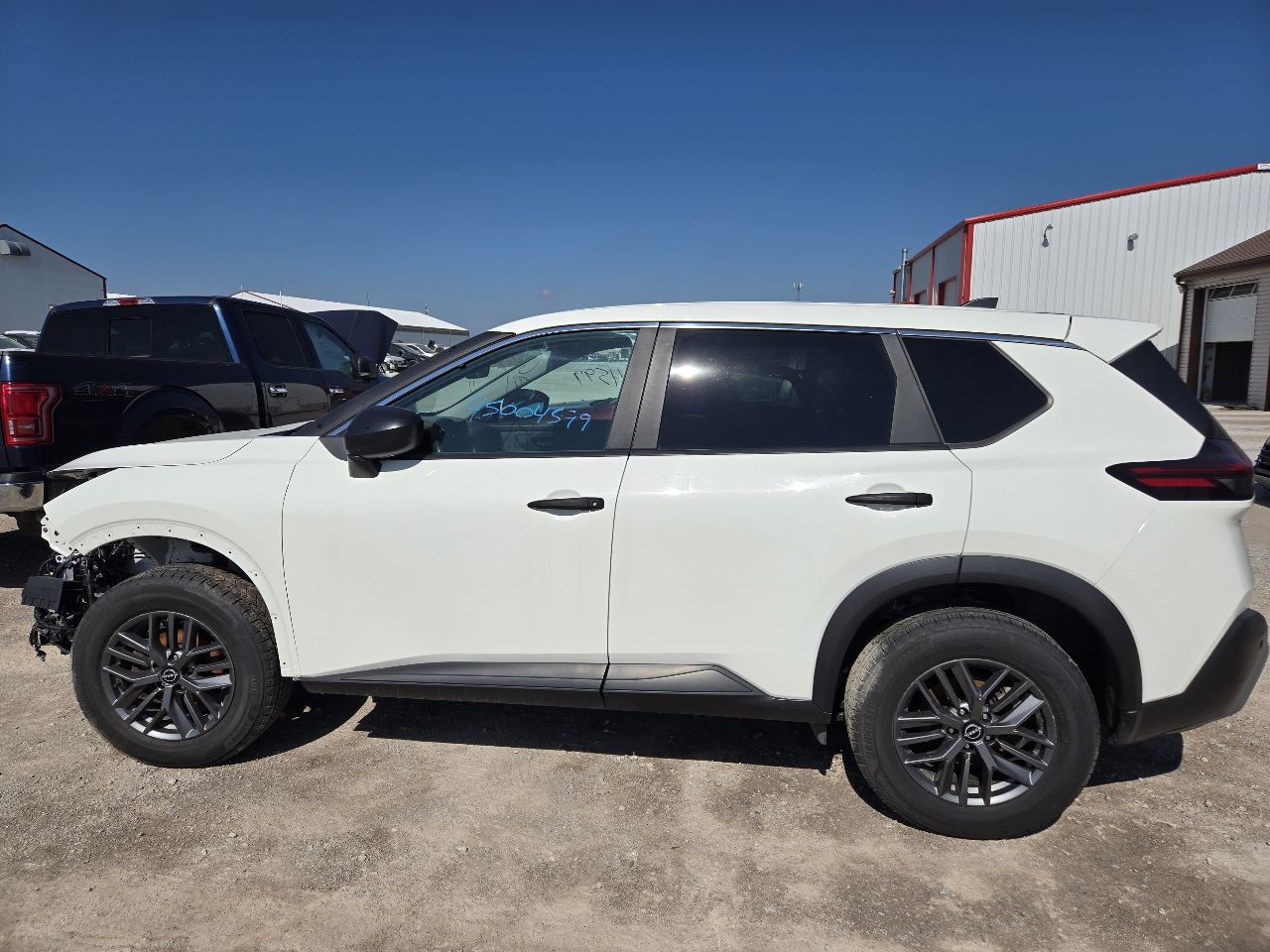 Vehicle/250944_05.jpg