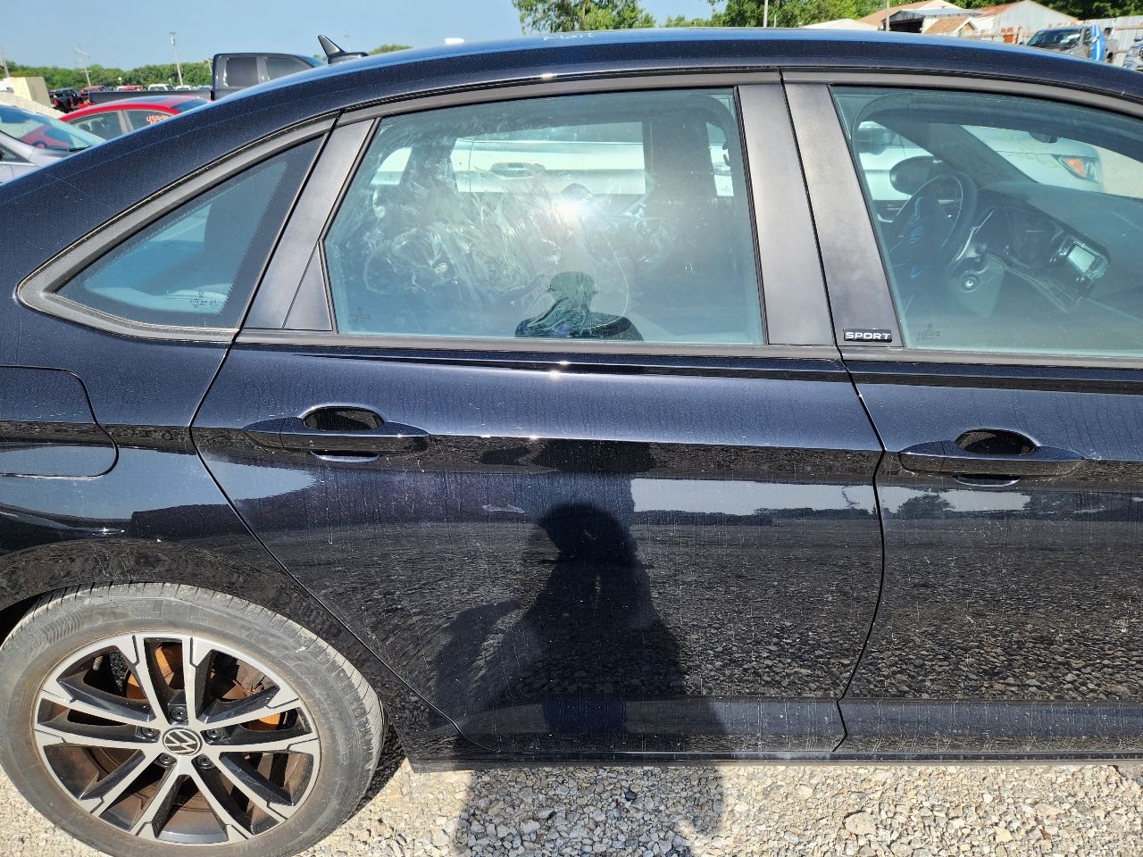 Vehicle/250955_11.jpg