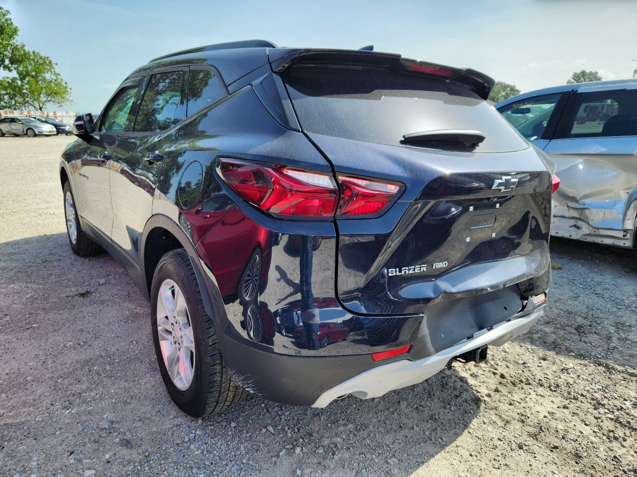 Vehicle/250956_02.jpg
