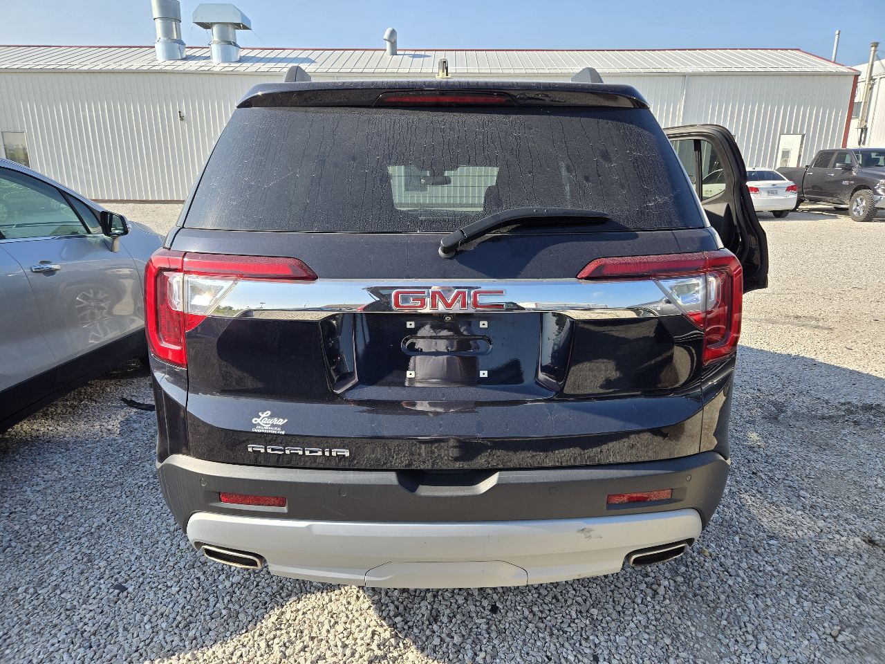 Vehicle/250988_07.jpg