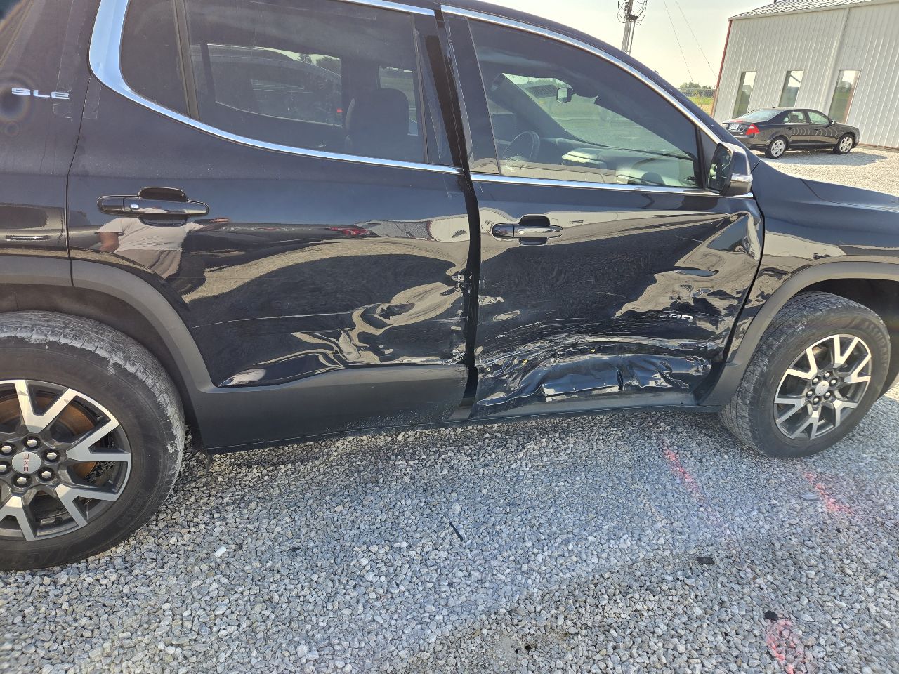 Vehicle/250988_09.jpg