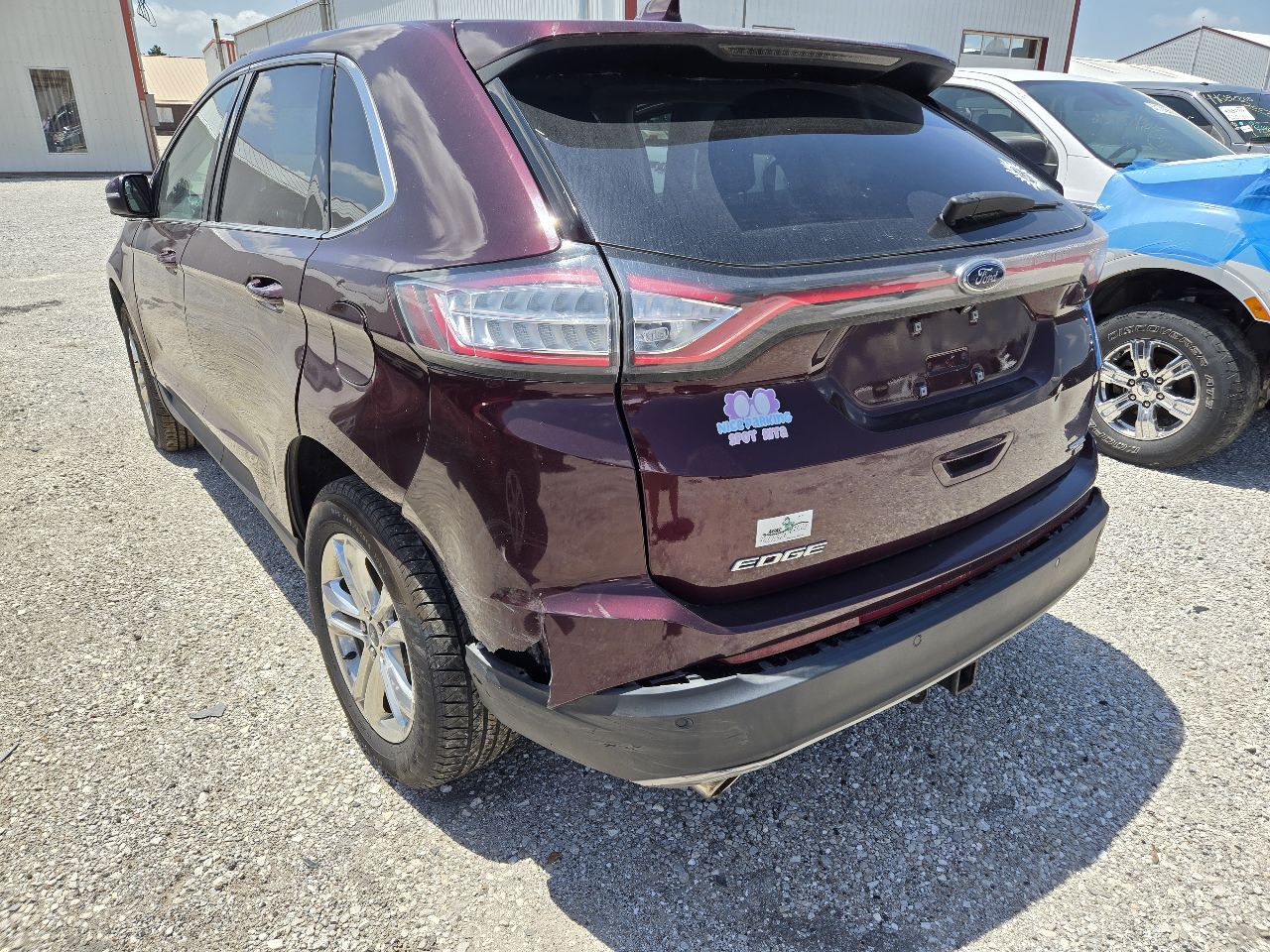Vehicle/250991_06.jpg