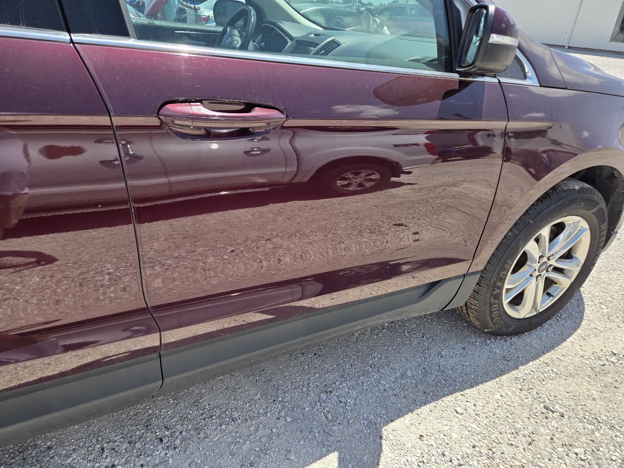 Vehicle/250991_10.jpg