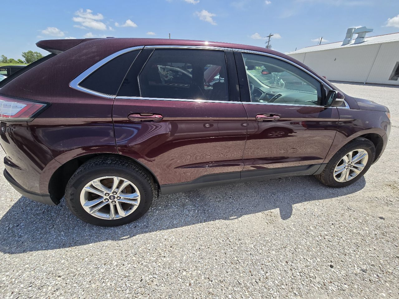 Vehicle/250991_12.jpg