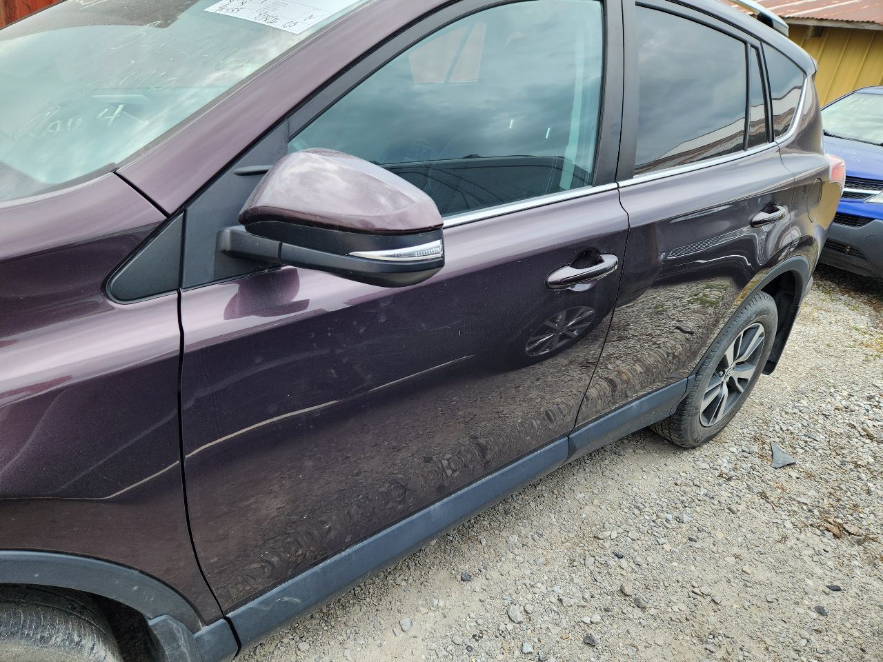 https://f005.backblazeb2.com/file/img-partshotlines-com/Inventory/EX441/Vehicle/251000_08.jpg