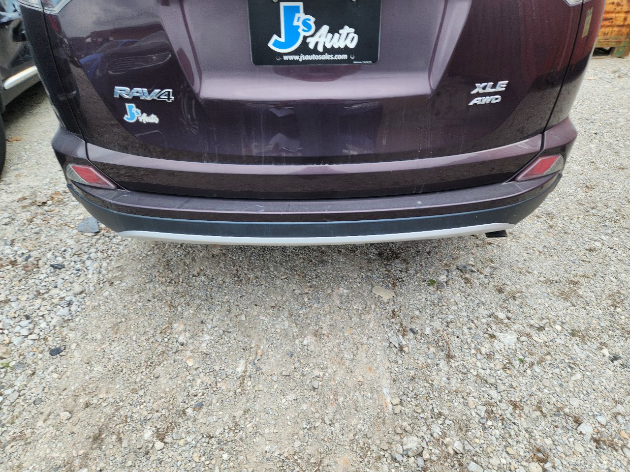 https://f005.backblazeb2.com/file/img-partshotlines-com/Inventory/EX441/Vehicle/251000_11.jpg