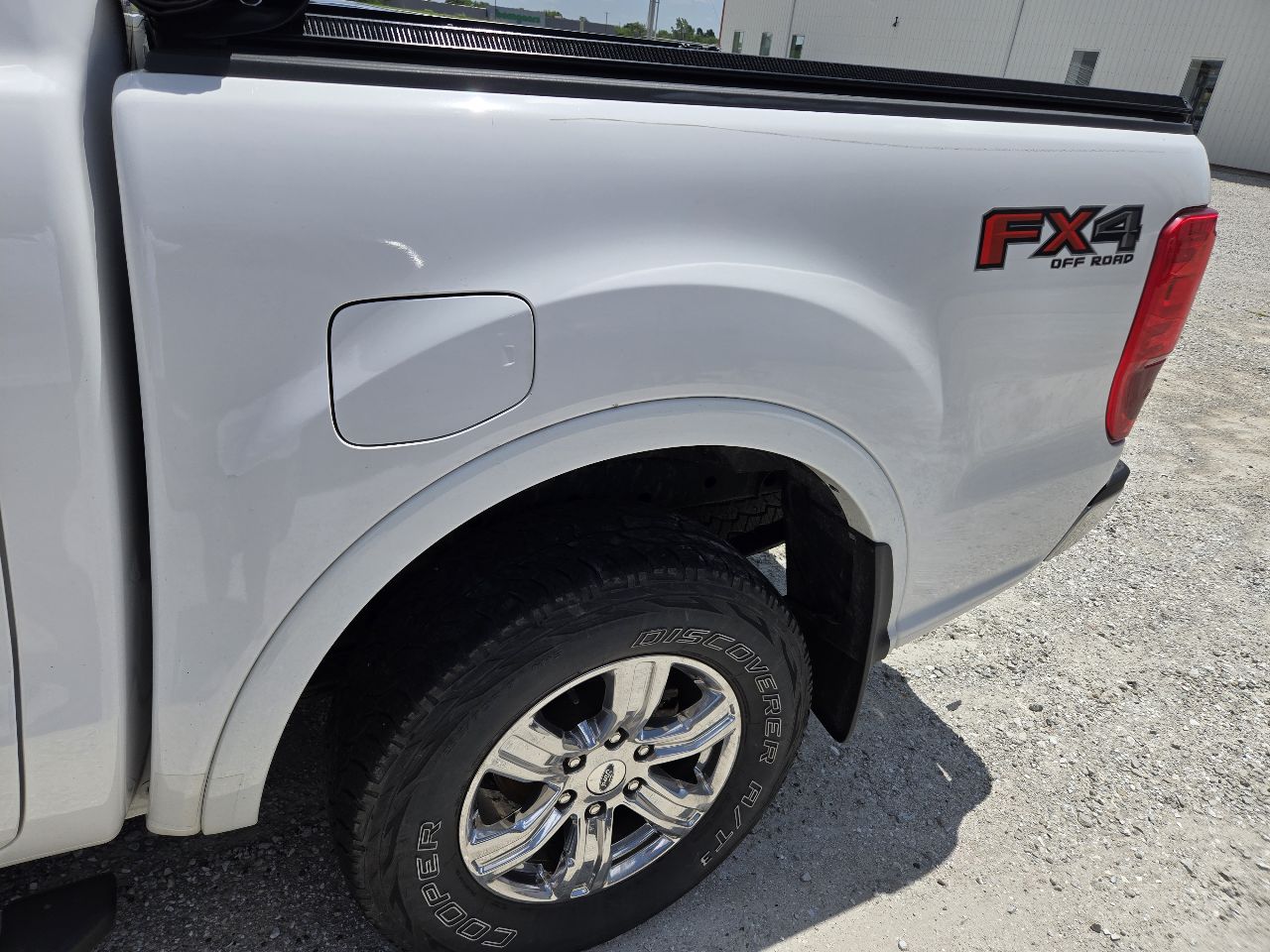 https://f005.backblazeb2.com/file/img-partshotlines-com/Inventory/EX441/Vehicle/251011_05.jpg