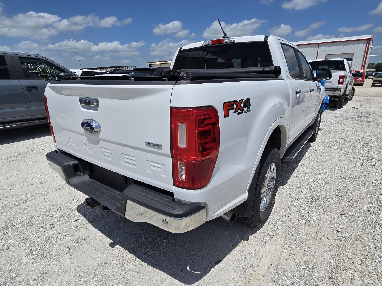 https://f005.backblazeb2.com/file/img-partshotlines-com/Inventory/EX441/Vehicle/251011_09.jpg