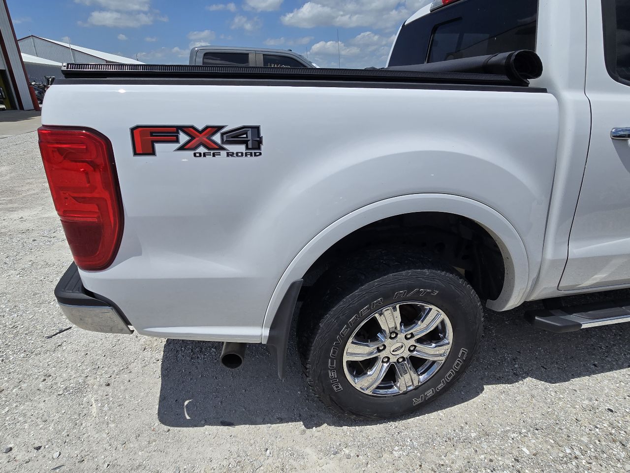 https://f005.backblazeb2.com/file/img-partshotlines-com/Inventory/EX441/Vehicle/251011_10.jpg