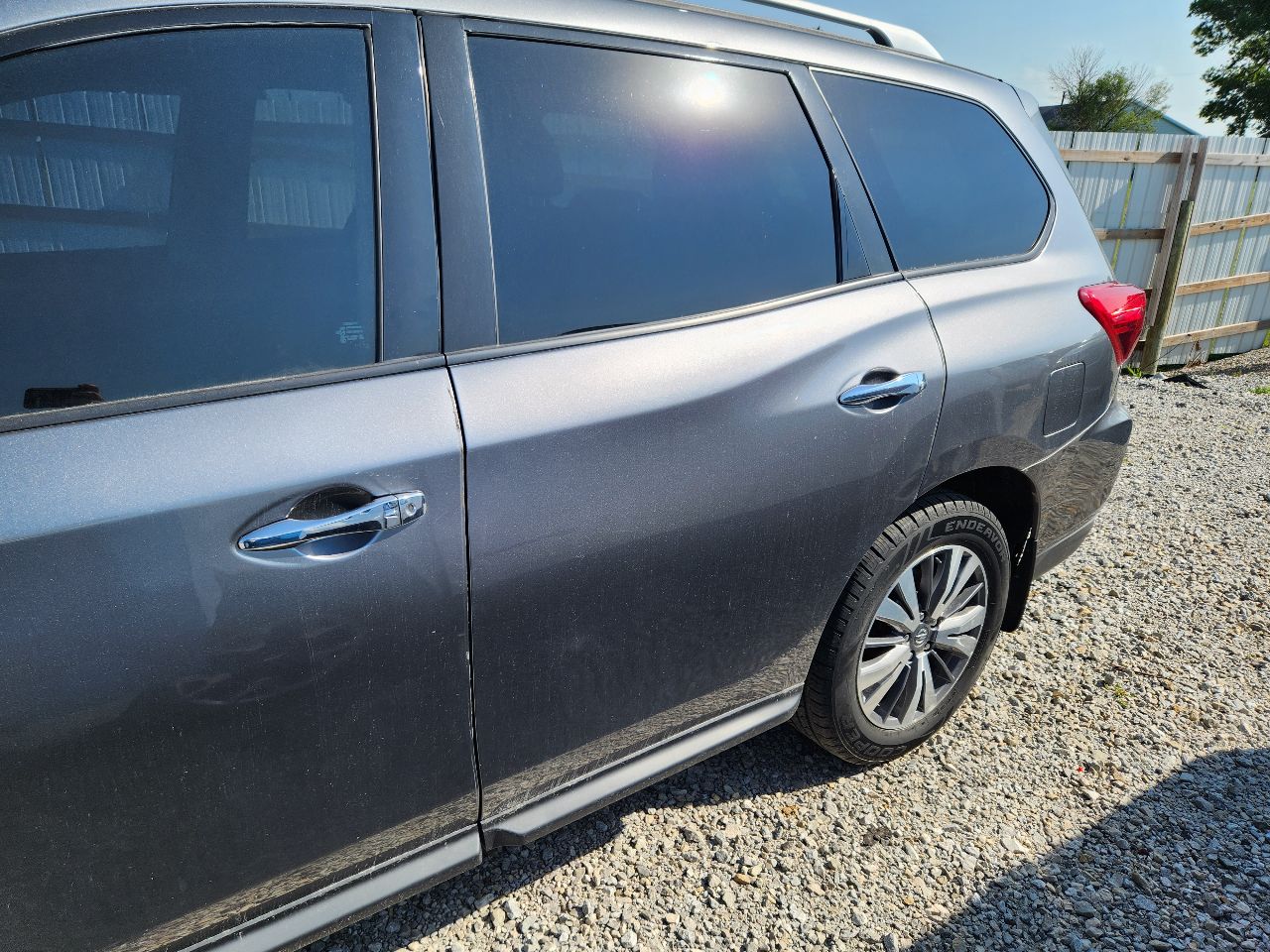 Vehicle/251058_09.jpg