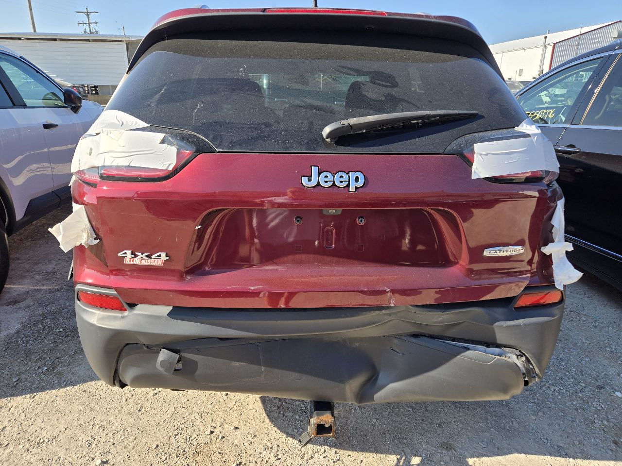 Vehicle/251094_07.jpg
