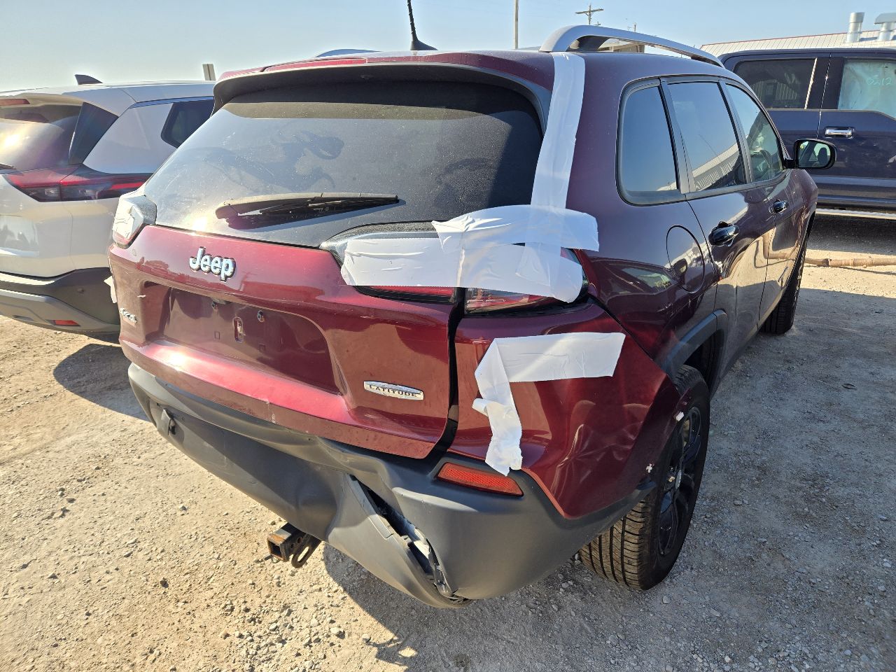 Vehicle/251094_08.jpg
