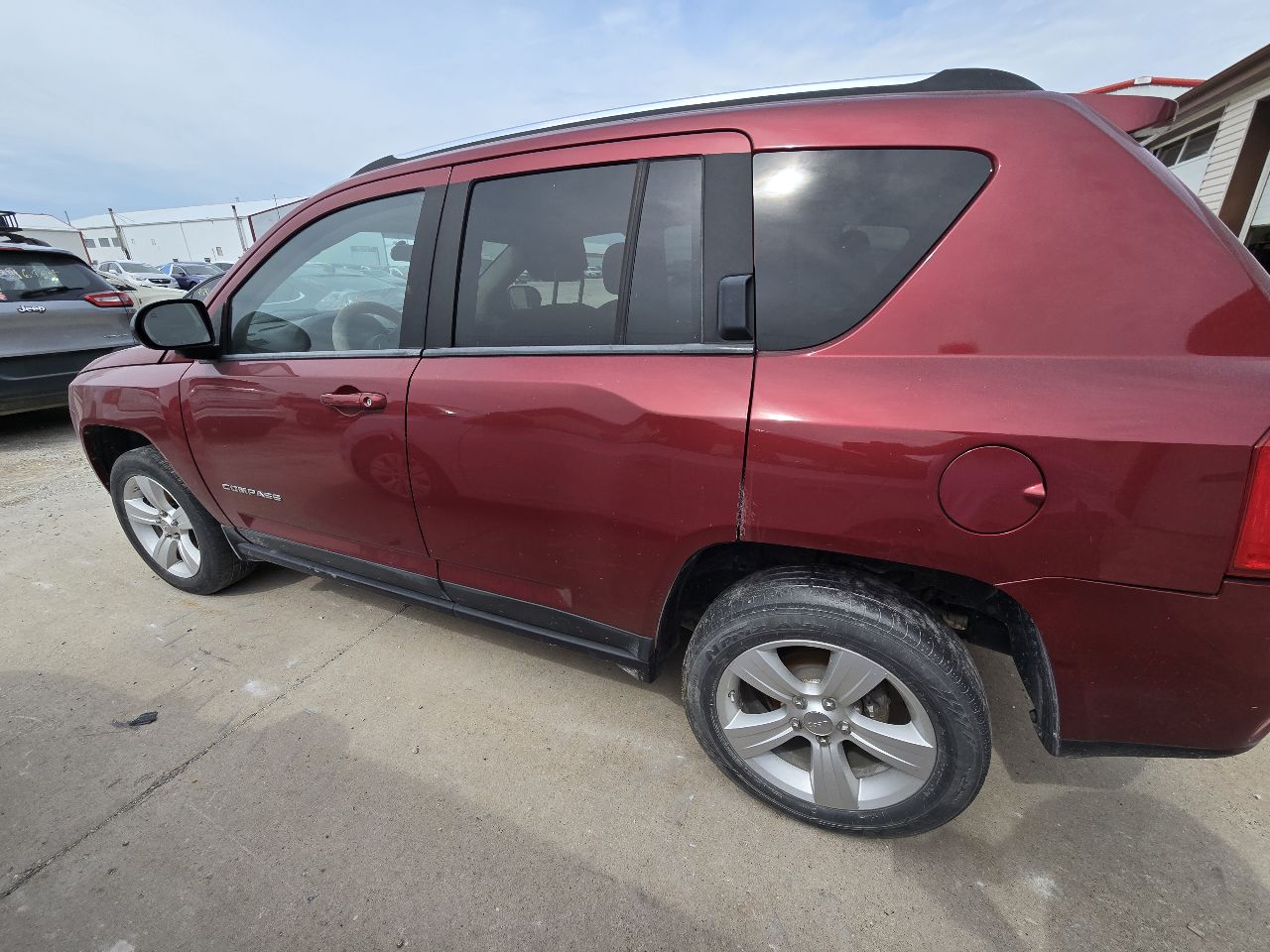 https://f005.backblazeb2.com/file/img-partshotlines-com/Inventory/EX441/Vehicle/251100_05.jpg