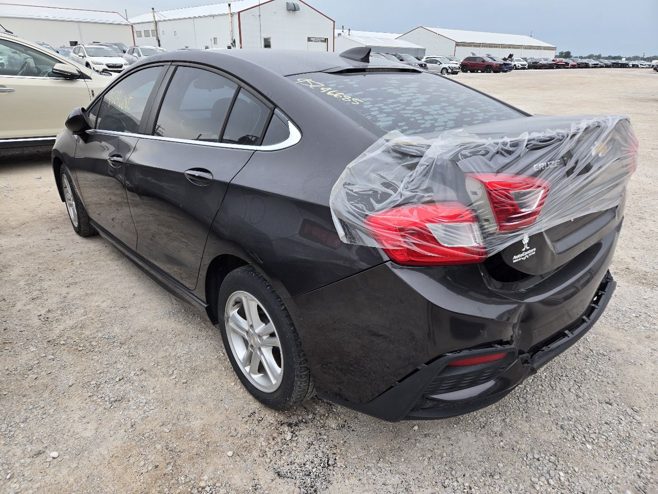 https://f005.backblazeb2.com/file/img-partshotlines-com/Inventory/EX441/Vehicle/251110_06.jpg