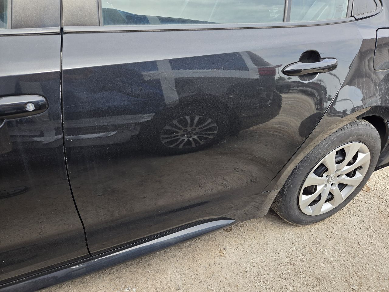 https://f005.backblazeb2.com/file/img-partshotlines-com/Inventory/EX441/Vehicle/251125_04.jpg