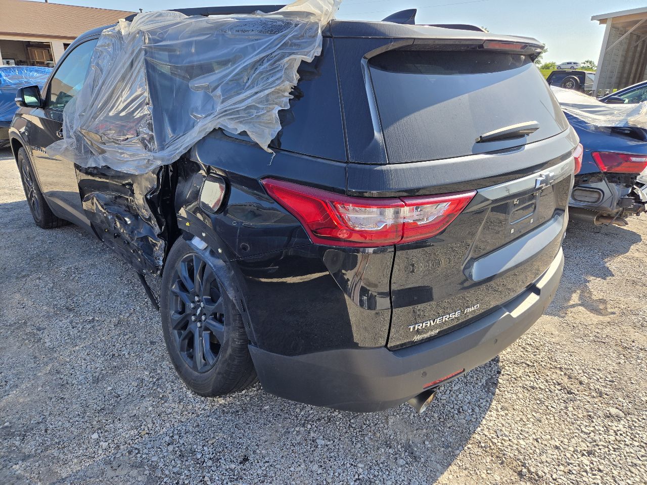 https://f005.backblazeb2.com/file/img-partshotlines-com/Inventory/EX441/Vehicle/251137_05.jpg