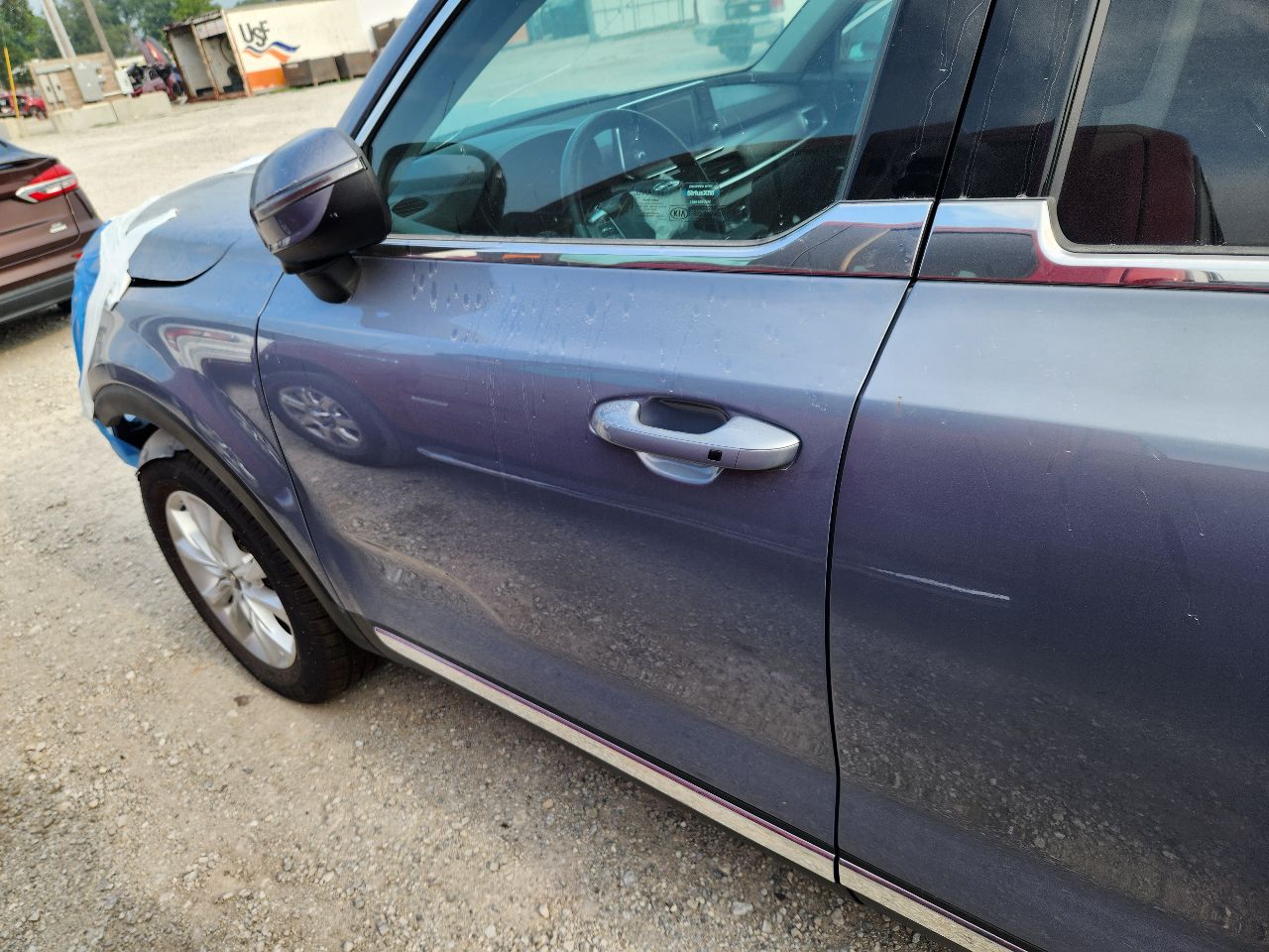 Vehicle/251142_07.jpg