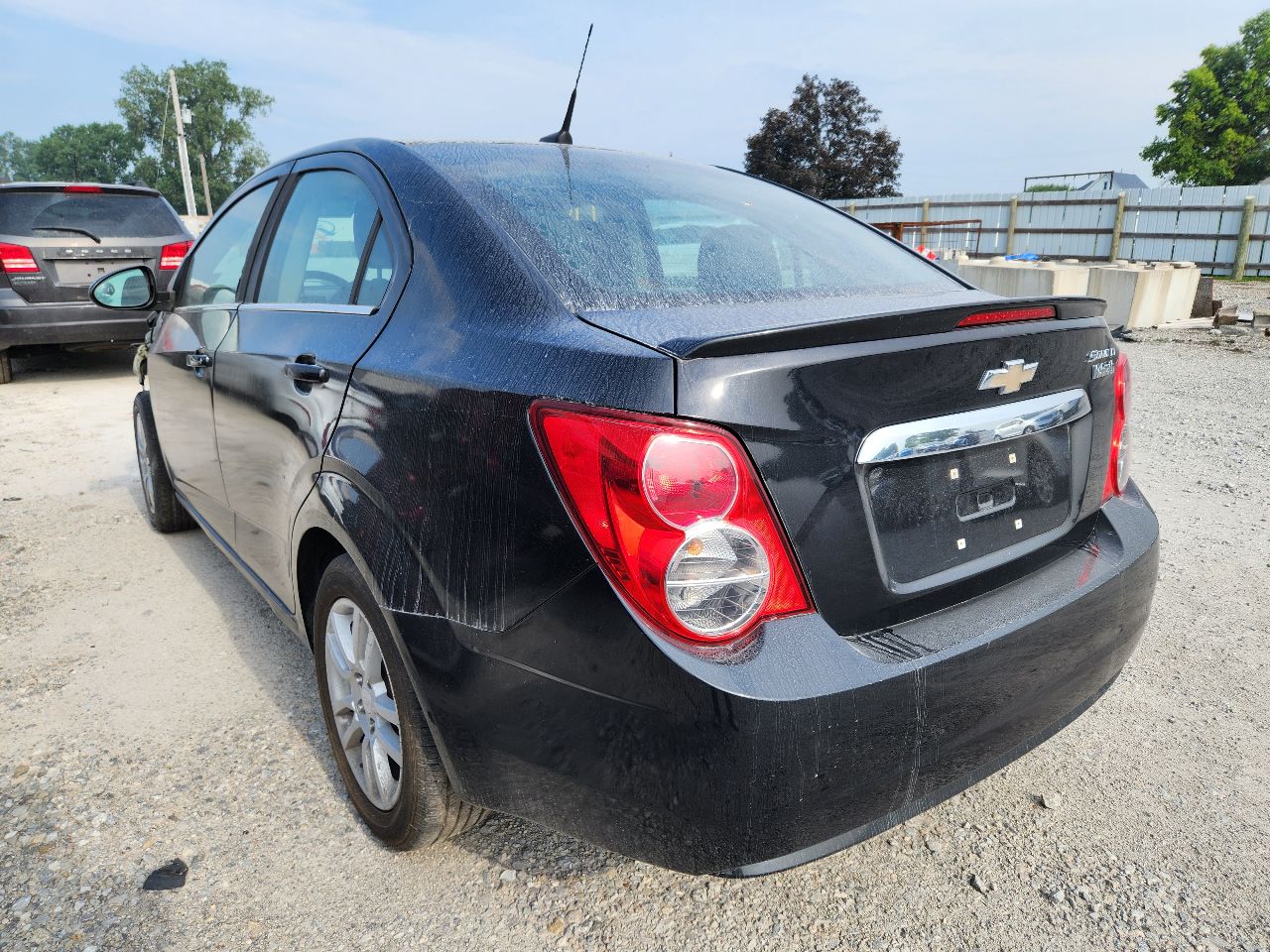 https://f005.backblazeb2.com/file/img-partshotlines-com/Inventory/EX441/Vehicle/251170_02.jpg