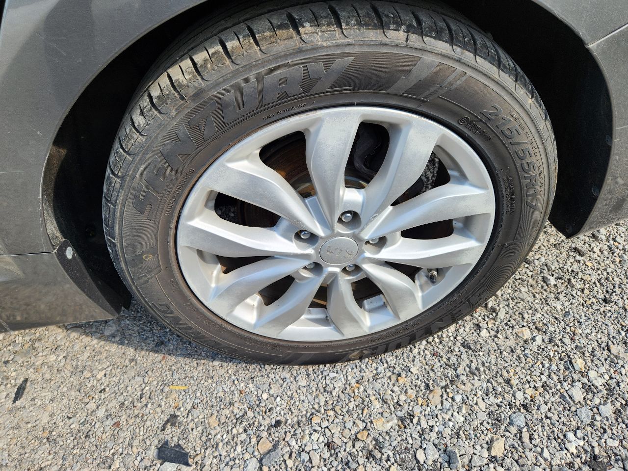 Vehicle/251172_06.jpg