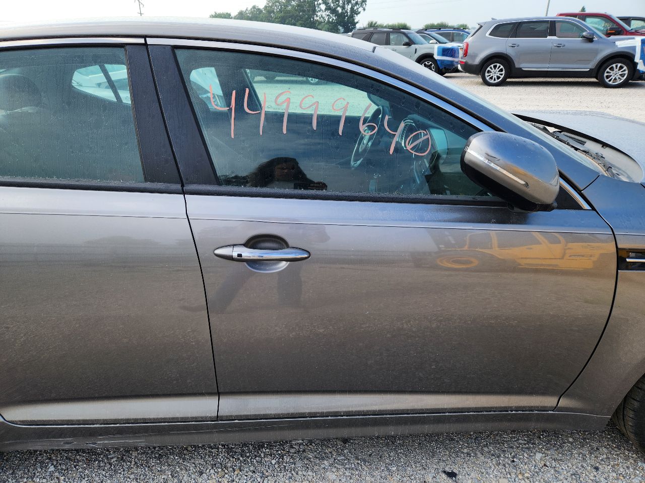Vehicle/251172_12.jpg