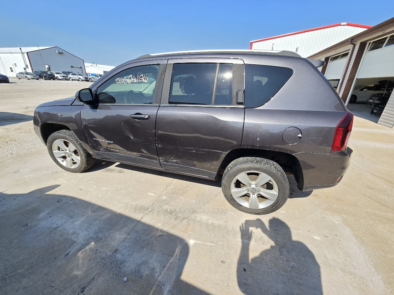 Vehicle/251177_03.jpg