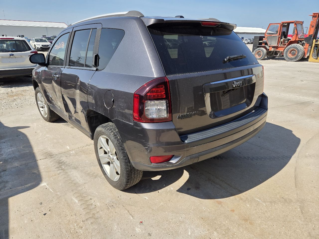 Vehicle/251177_04.jpg