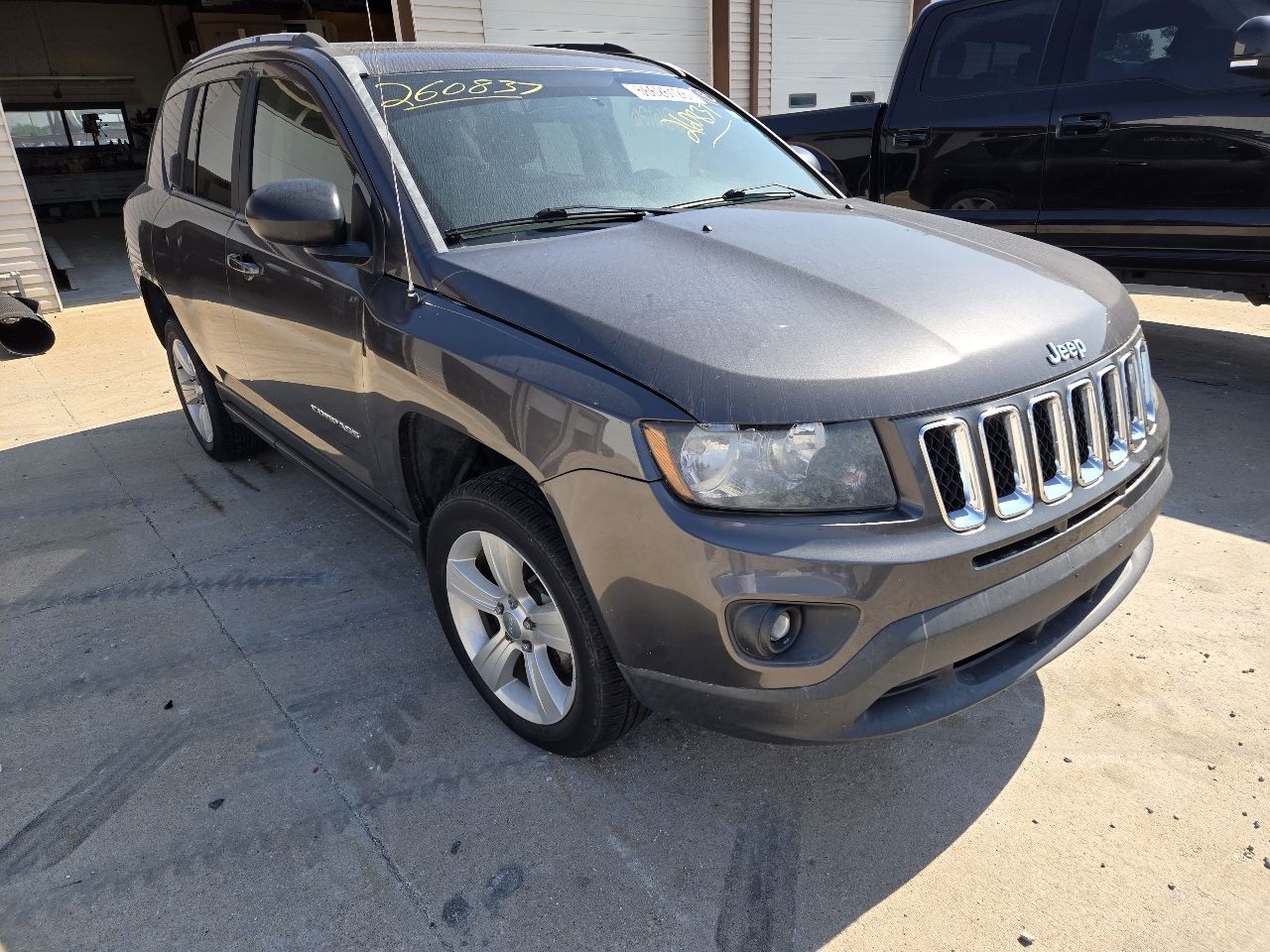 Vehicle/251177_11.jpg